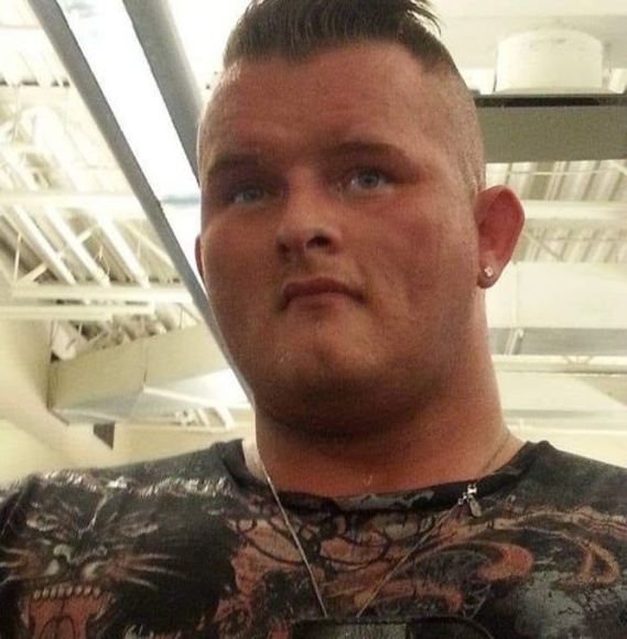 Meet your Posher, Kyle - Picture 1 of 1